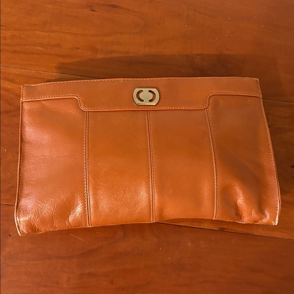 Vintage 1985 Genuine Leather Clutch | Made in Korea | Classic Brown Envelope Bag - Picture 3 of 10
